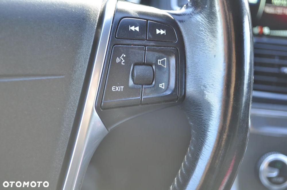 Volvo XC 60 - 21