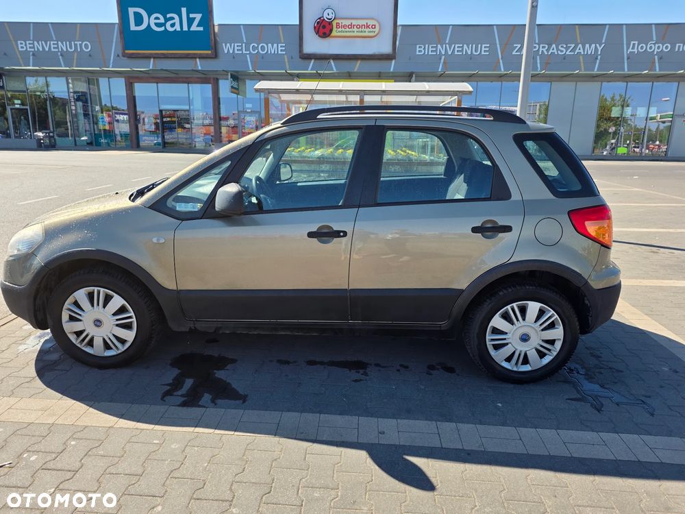 Fiat Sedici - 7