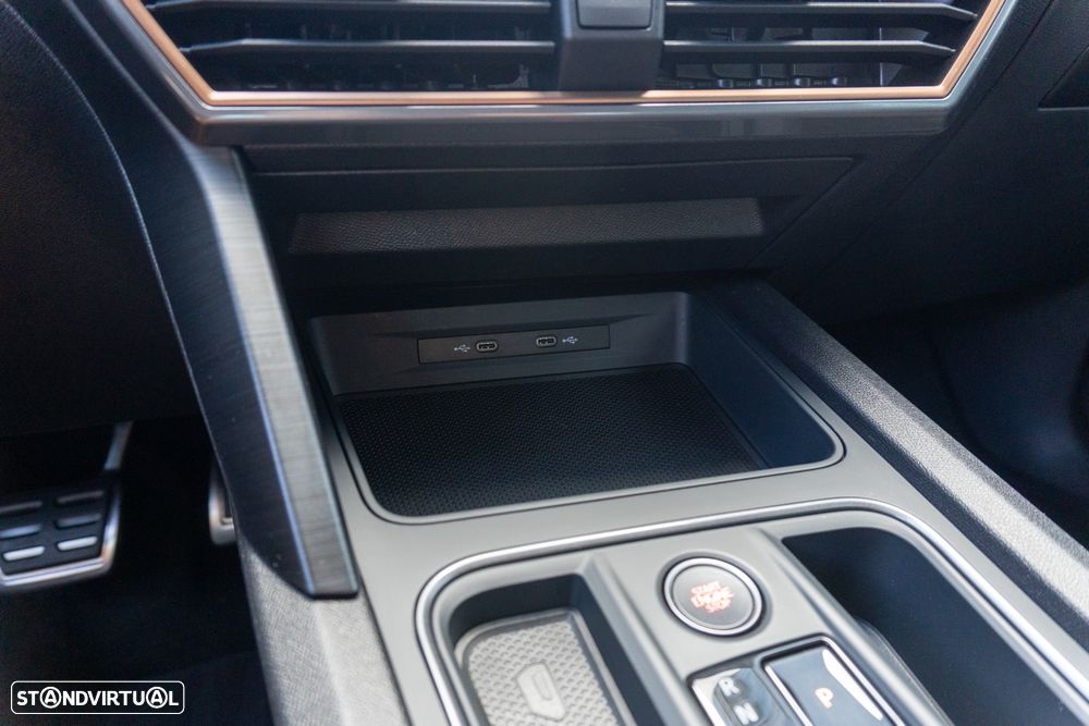 Cupra Leon 1.4 e-Hybrid VZ DSG - 24