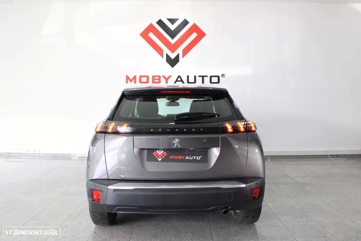 Peugeot 2008 1.2 PureTech Active Pack - 32