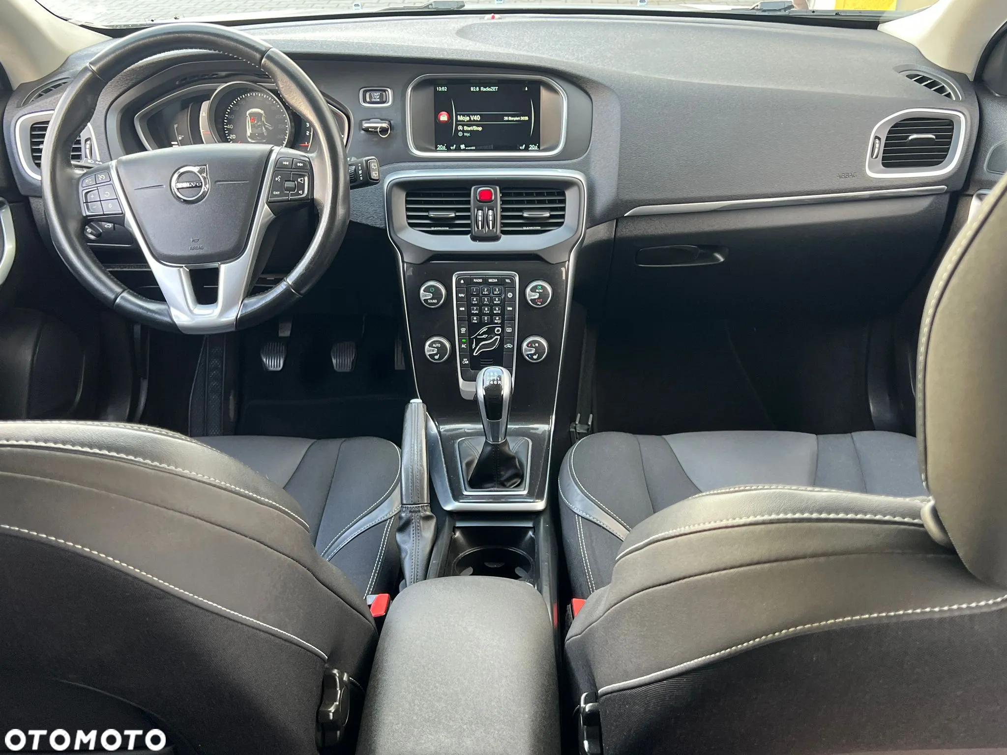 Volvo V40 D3 - 13