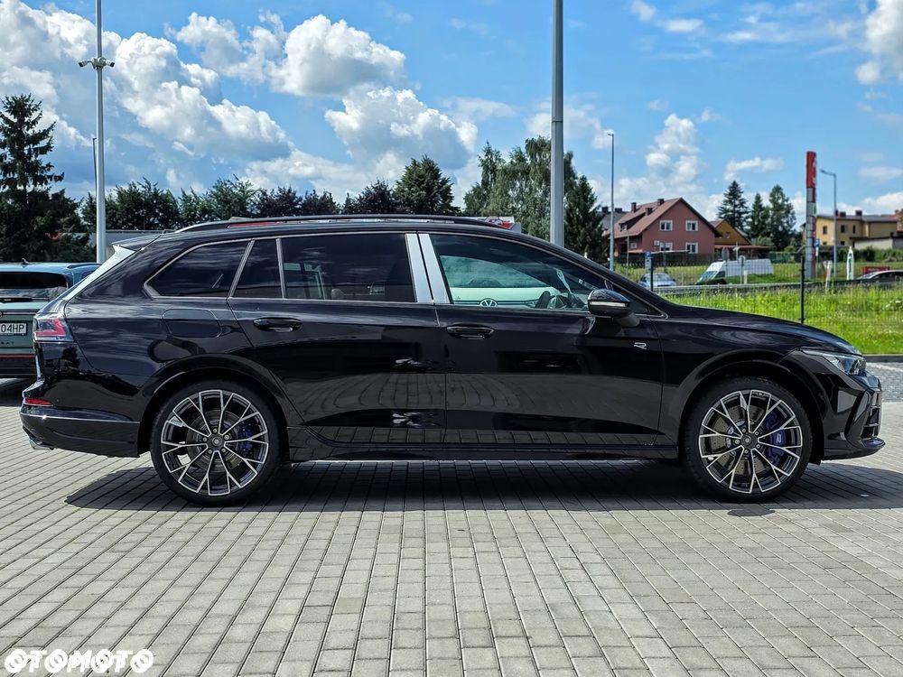 Volkswagen Golf Variant - 8