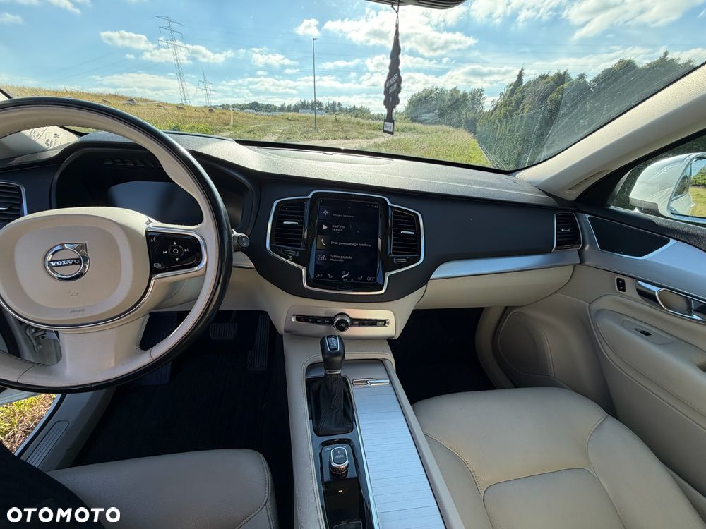 Volvo XC 90 D4 FWD Momentum - 12