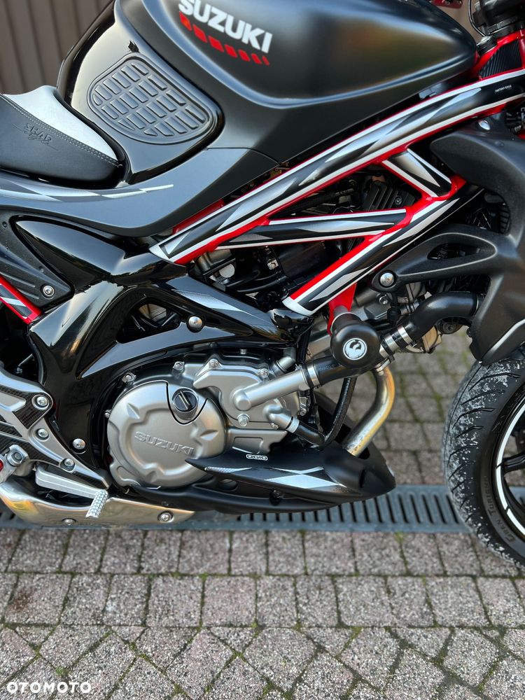 Suzuki Gladius - 4