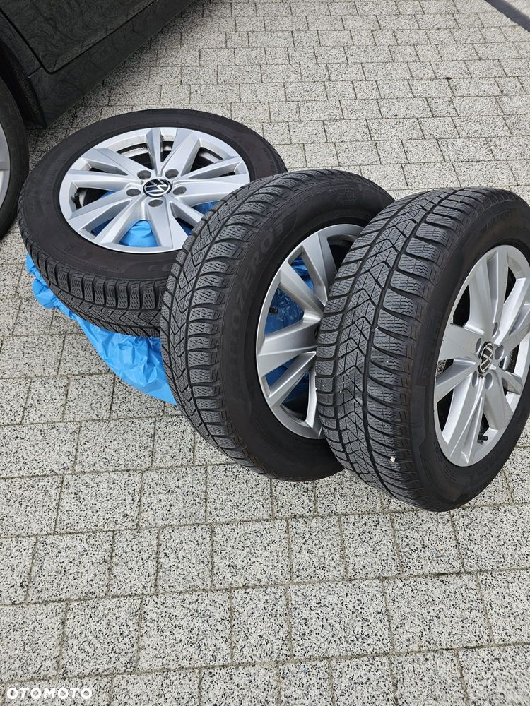 Volkswagen Touran 2.0 TDI BMT Comfortline DSG - 22
