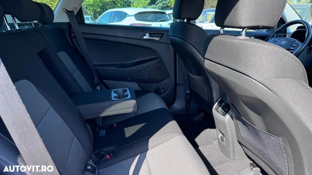 Hyundai Tucson blue 1.6 CRDi 2WD DCT Premium - 21