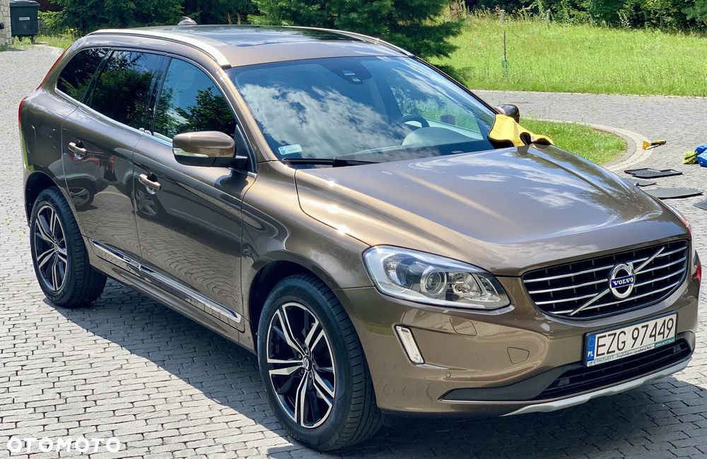 Volvo XC 60 D4 AWD Summum - 3