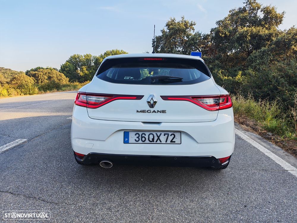 Renault Mégane 1.5 dCi Intens - 11