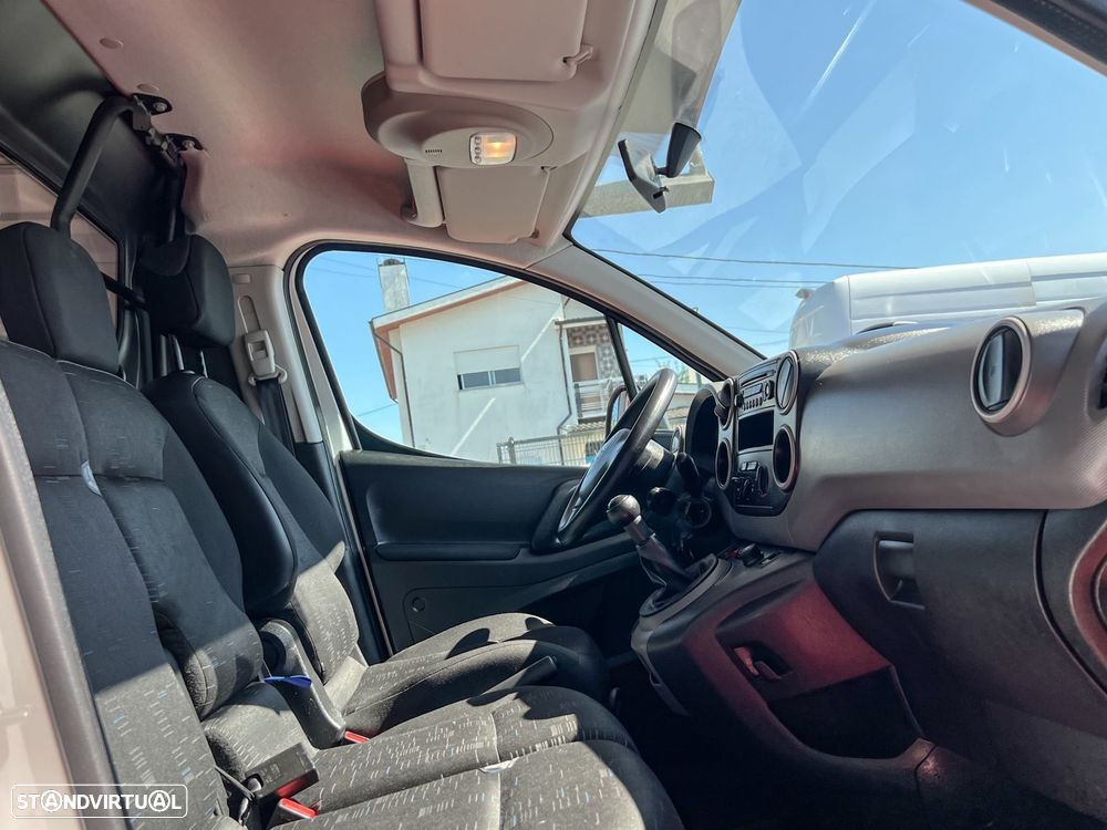 Citroën Berlingo 1.6 HDi 600 3L - 26