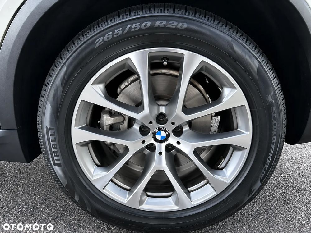 BMW X5 xDrive40i - 17