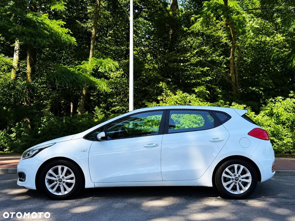 Kia Ceed 1.0 T-GDI 100 ISG Edition 7 - 6