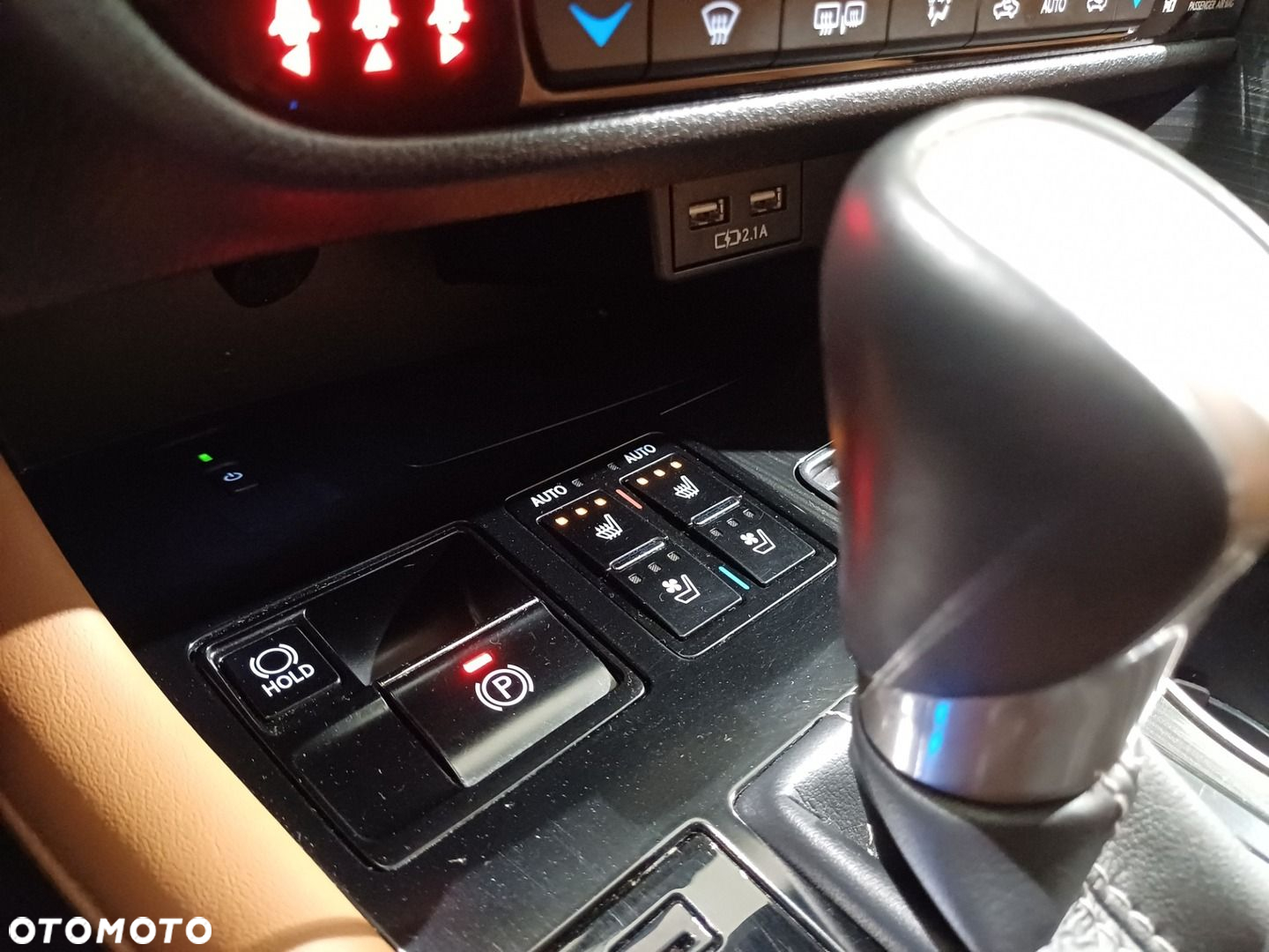Lexus RX - 14