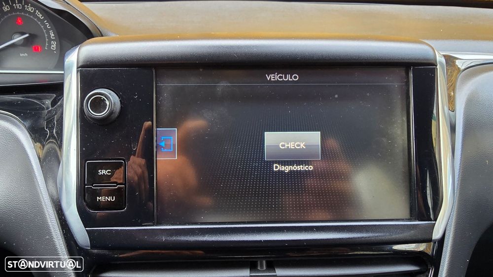 Peugeot 208 1.2 PureTech Style - 30