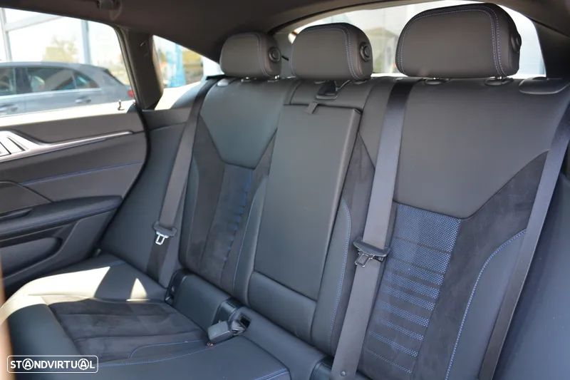 BMW i4 eDrive35 Gran Coupe M Sport - 19