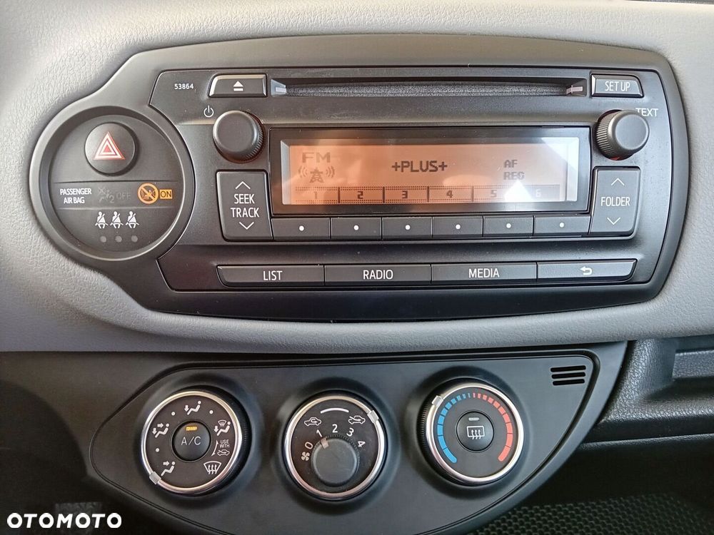 Toyota Yaris 1.33 Active EU6 - 13