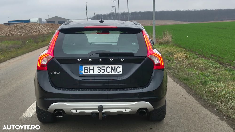 Volvo V60 2.0T Geartronic Powershift Summum - 5
