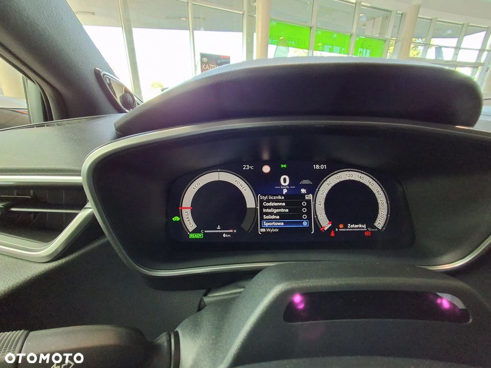 Toyota Corolla 1.8 Hybrid GR Sport - 28