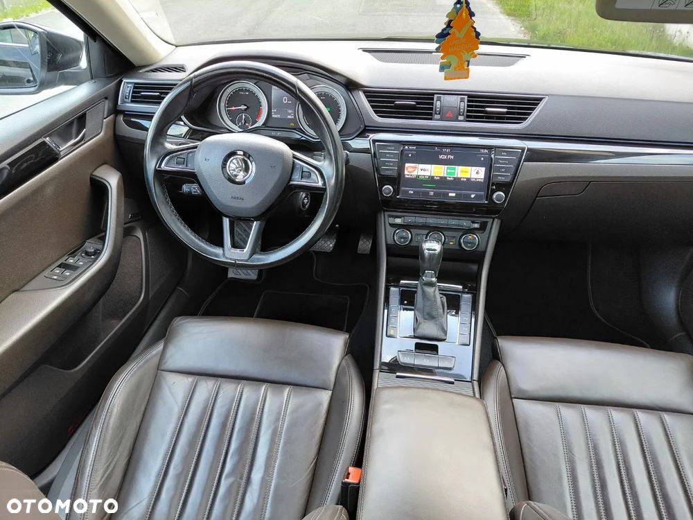 Skoda Superb 2.0 TDI DSG L&K - 13