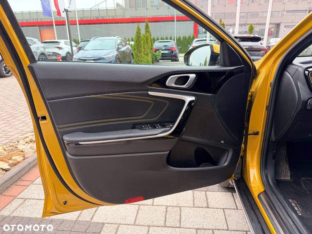Kia XCeed 1.6 T-GDI L Business Line DCT - 22