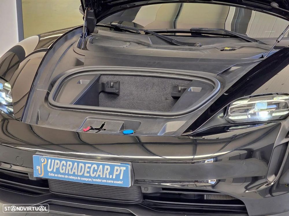 Porsche Taycan 4 - 55