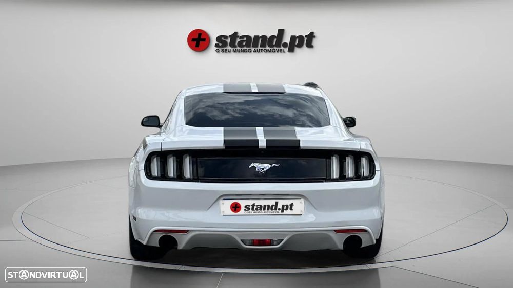 Ford Mustang 2.3i EcoBoost - 6