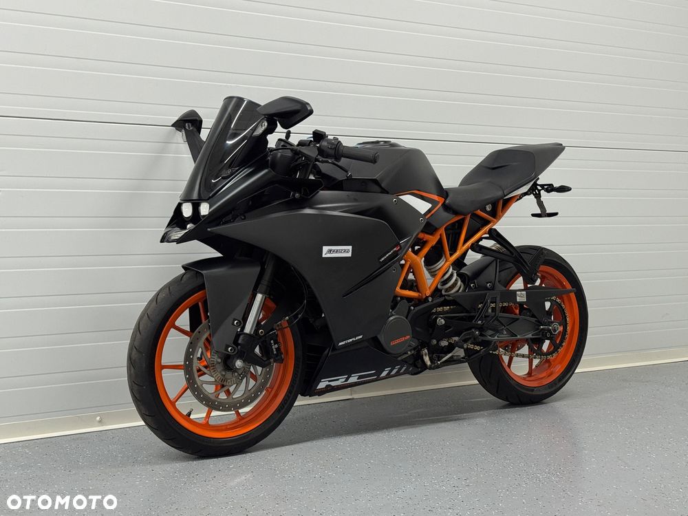 KTM RC 125 - 11