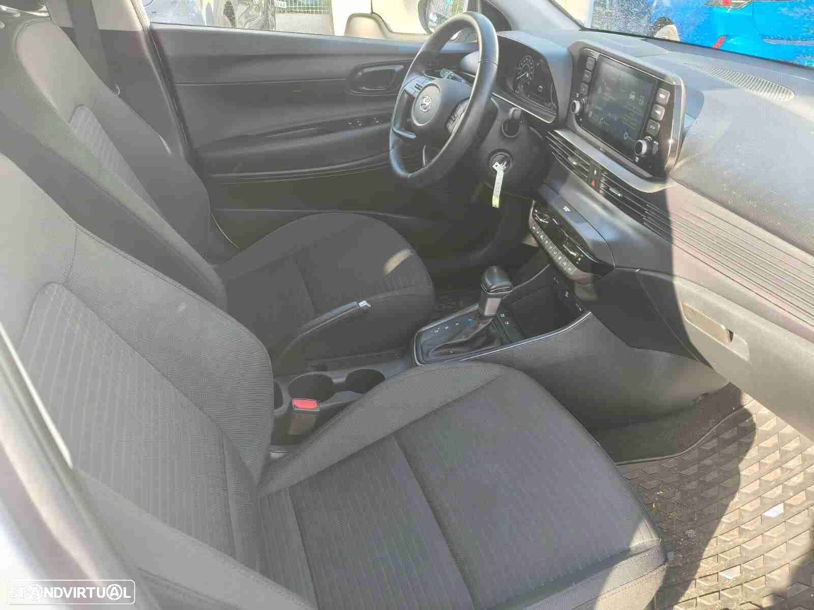 Hyundai i20 1.0 T-GDI Style DCT - 8