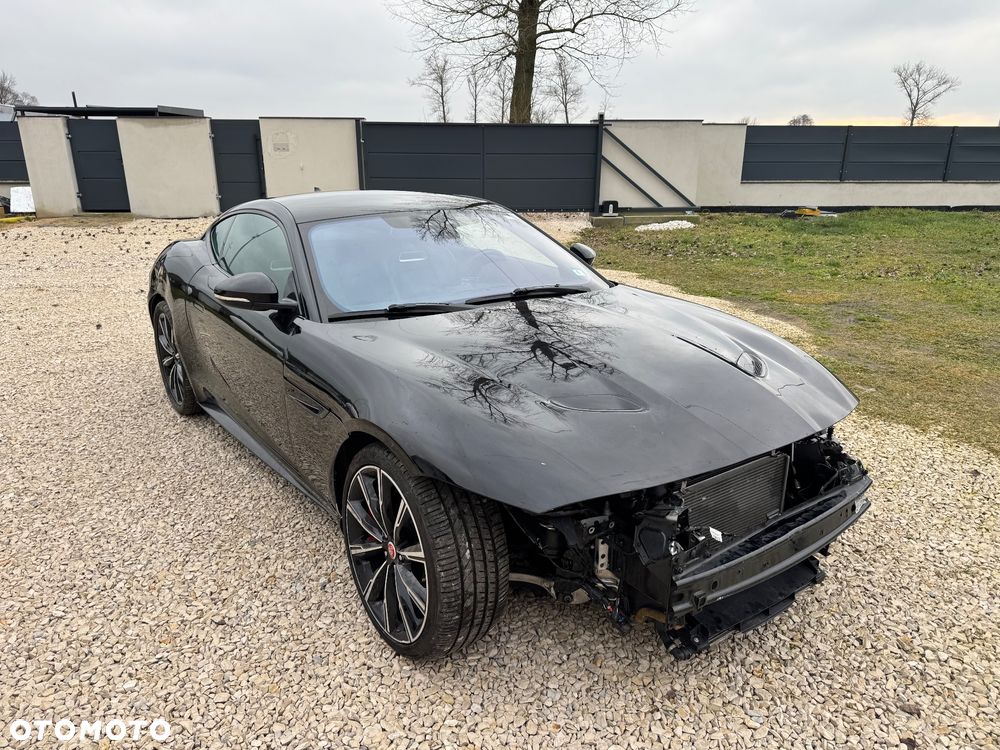 Jaguar F-Type R AWD - 11