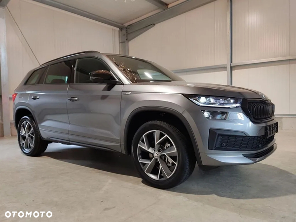 SKODA KODIAQ LIFT SPORTLINE LF7C  ZESTAW CZĘŚCI BLACHARSKICH PRZÓD TYŁ DRZWI MASKA ZDERZAK KLAPA