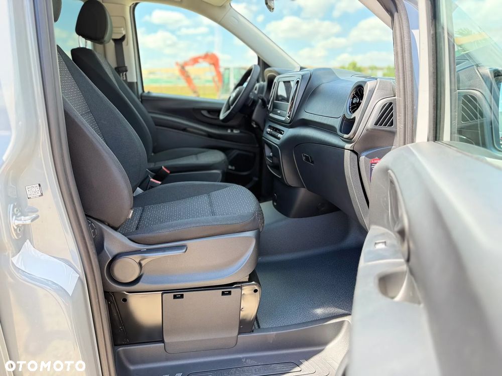 Mercedes-Benz Vito - 10