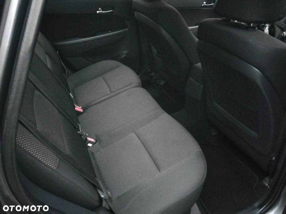 Hyundai i30 1.6 blue Comfort - 13