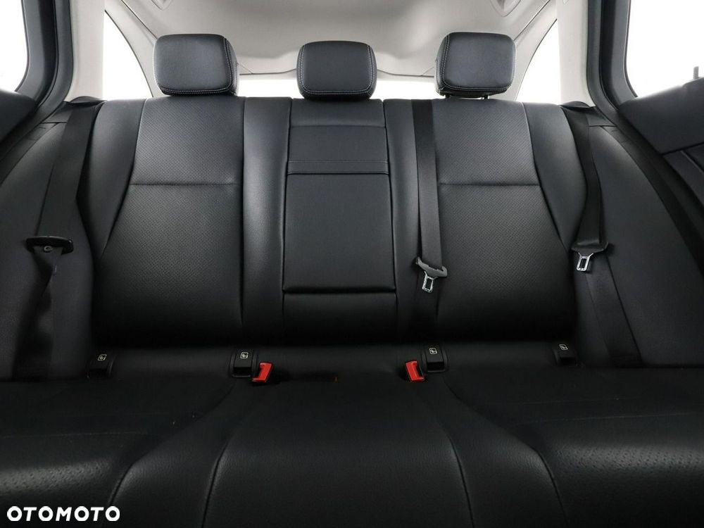 Mercedes-Benz Klasa C 200 d 9G-TRONIC Avantgarde - 19