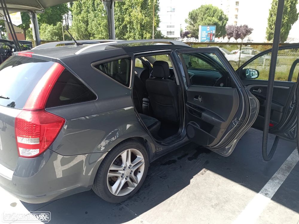 Kia Ceed SW 1.6 CRDi TX ISG - 2