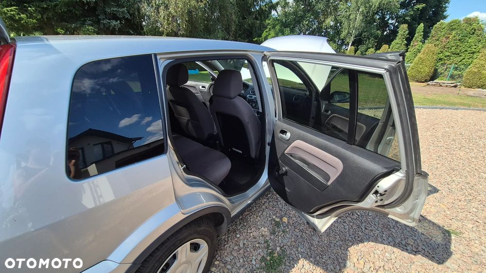 Ford Fusion 1.4 Ambiente - 18