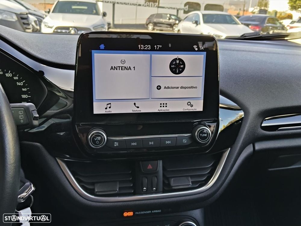 Ford Fiesta 1.0 EcoBoost Titanium - 16