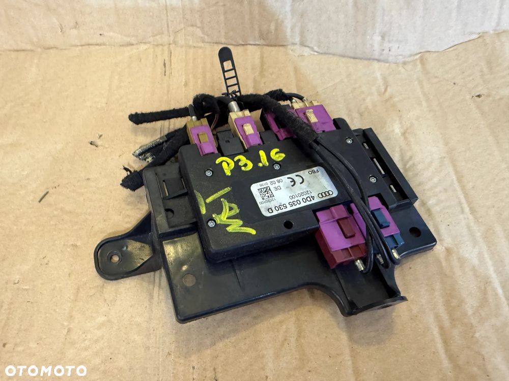 Wzmacniacz antenowy Audi 4D0035530D - 1