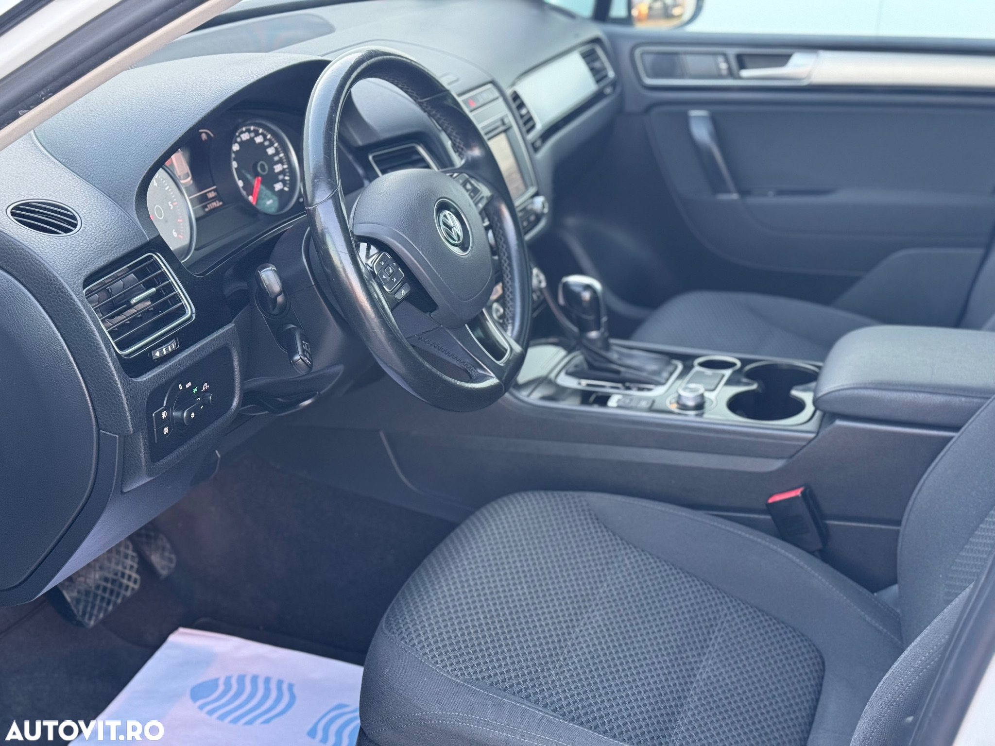 Volkswagen Touareg 3.0 V6 TDI SCR Blue Motion DPF Automatik - 5