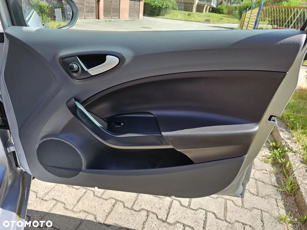 Seat Ibiza 1.4 16V Passion - 27