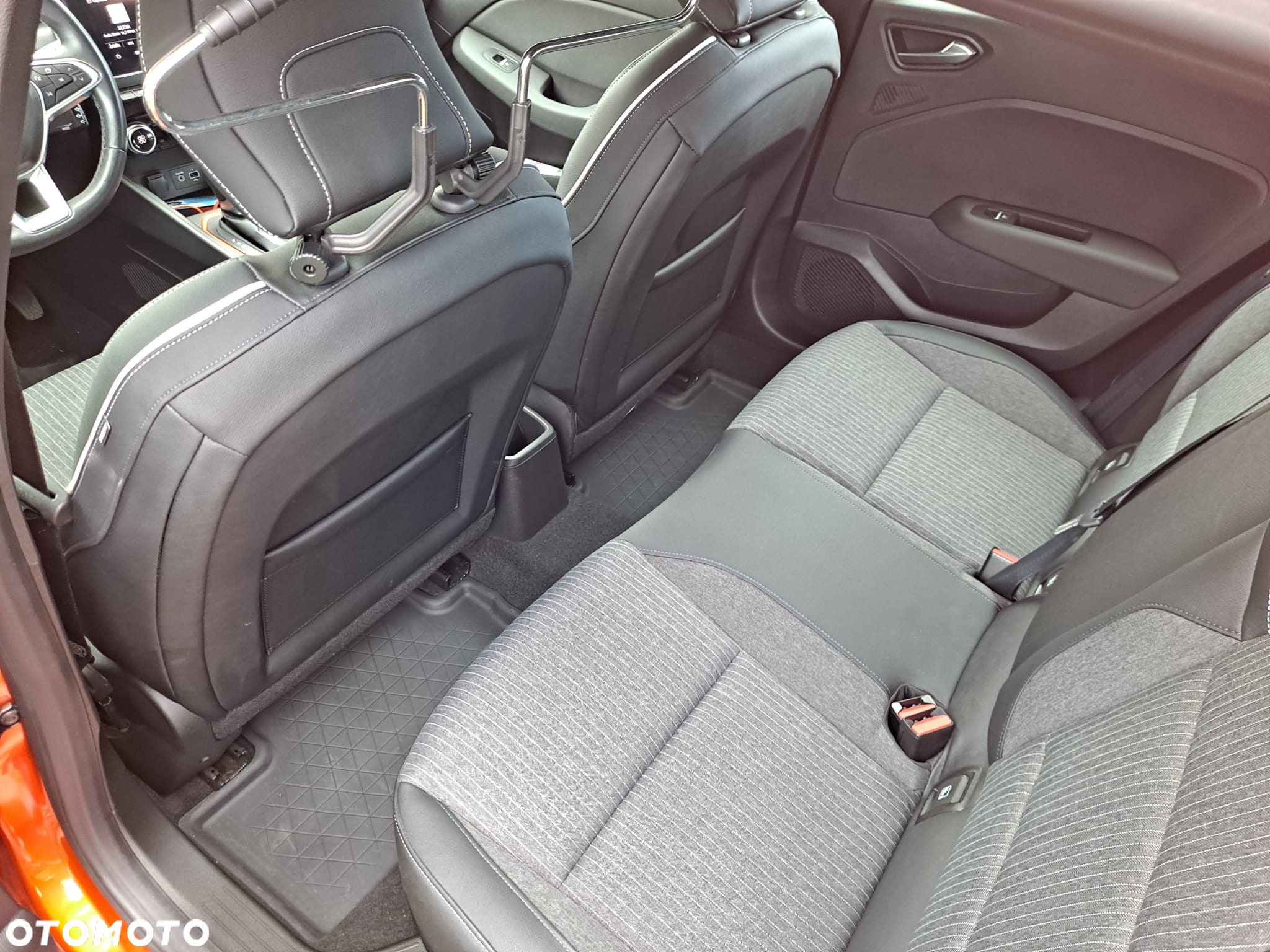 Renault Clio 1.3 TCe Intens EDC - 11