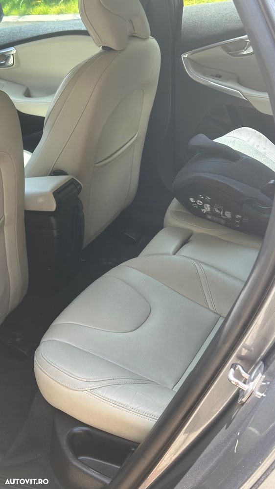 Volvo V40 - 15