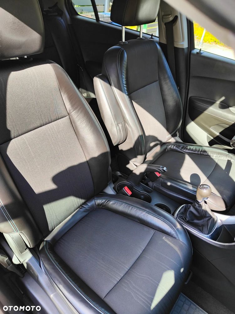 Chevrolet Trax 1.7 D LTZ - 17