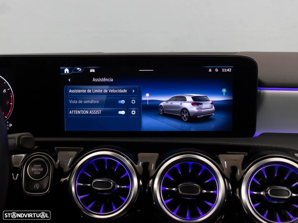 Mercedes-Benz A 200 AMG Line Aut. - 32