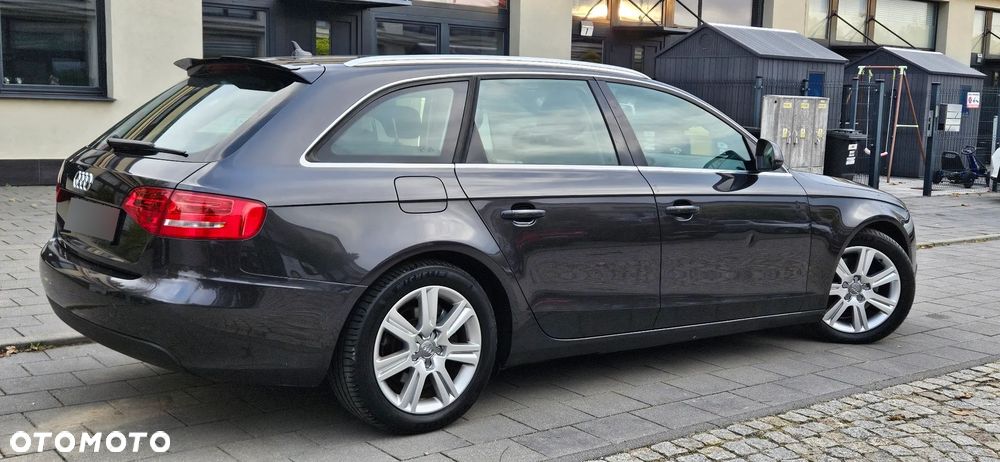Audi A4 Avant - 23