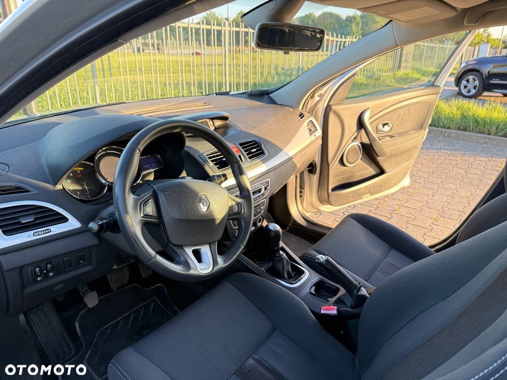 Renault Megane 1.5 dCi Dynamique - 5
