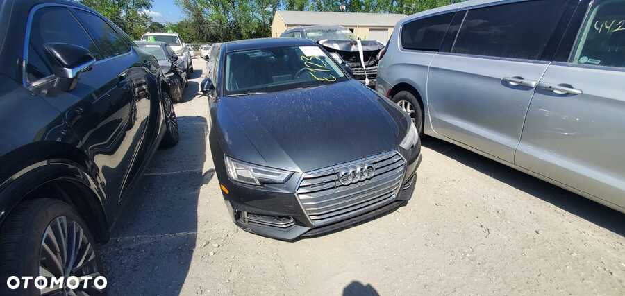 Audi A4 Limousine - 8