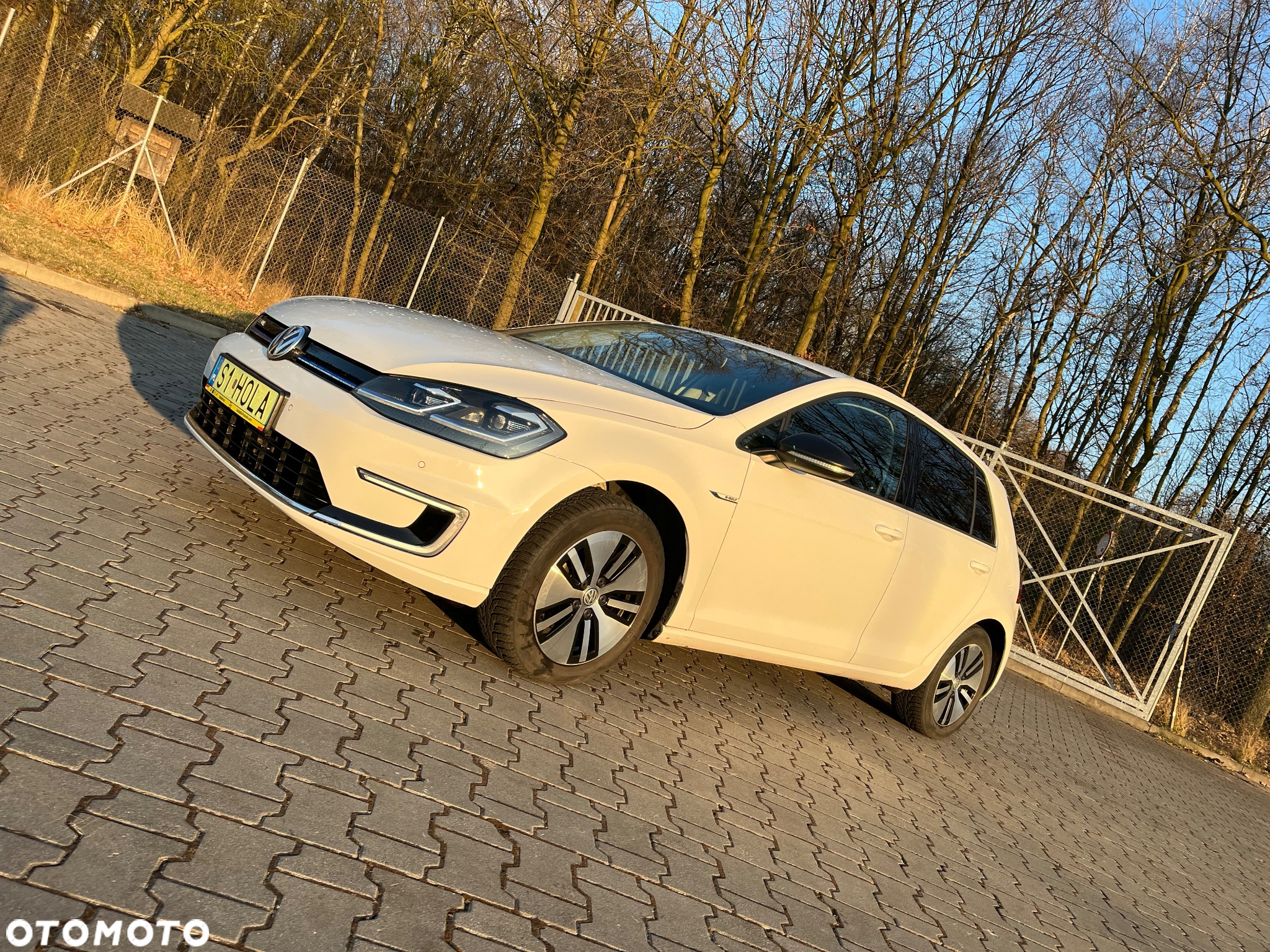 Volkswagen Golf e-Golf - 21