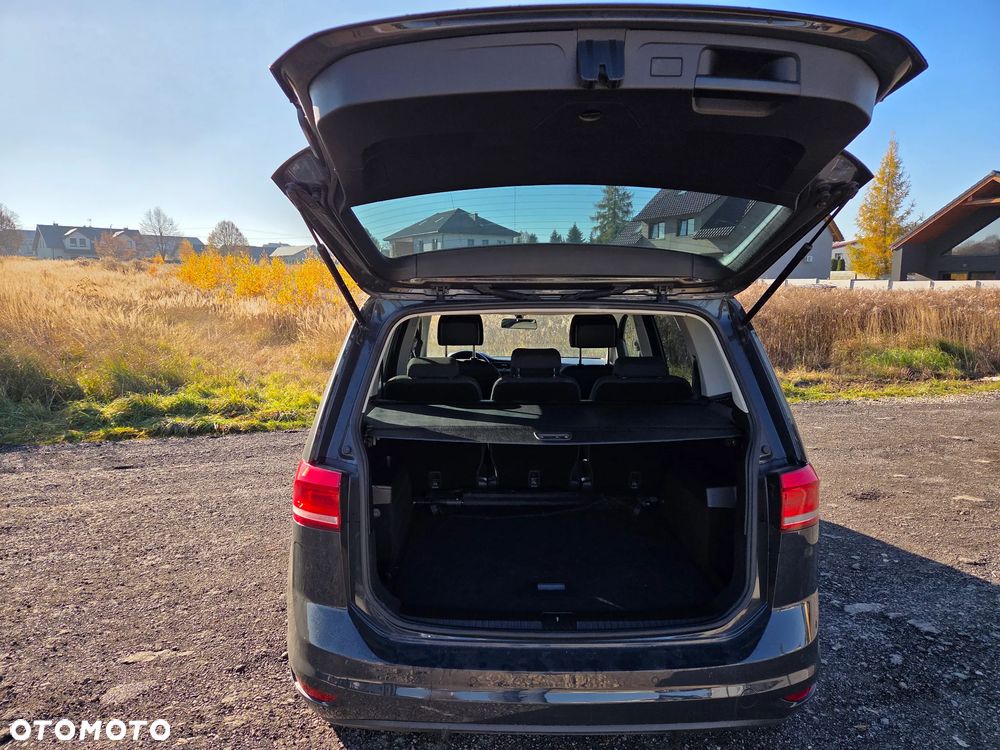 Volkswagen Touran 1.6 TDI BMT SCR Comfortline - 9