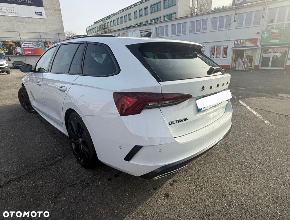 Skoda Octavia 2.0 TSI RS DSG - 8
