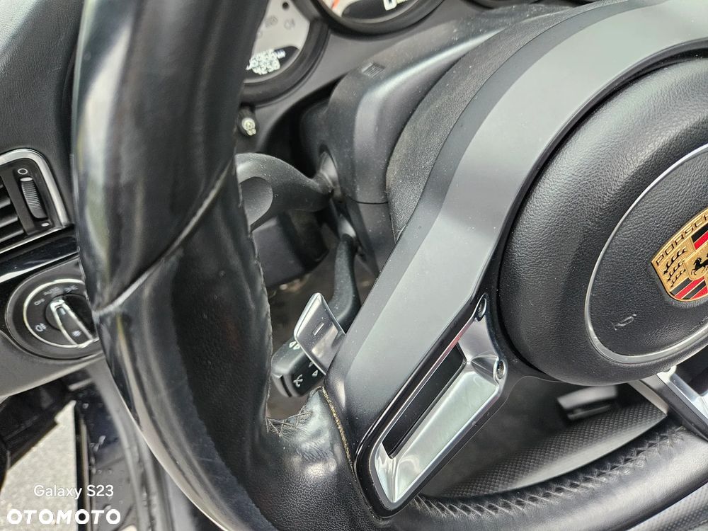 Porsche 911 Carrera 4S PDK Cabrio - 4