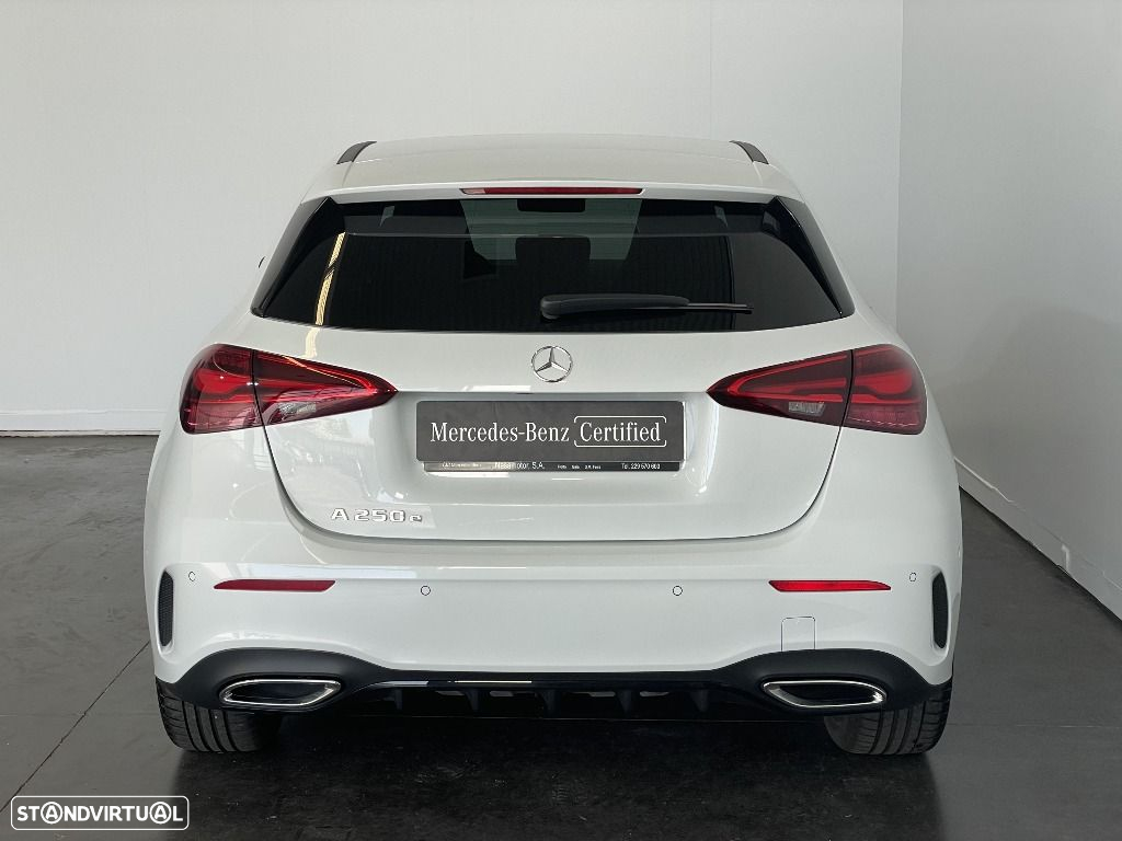Mercedes-Benz A 250 e - 3